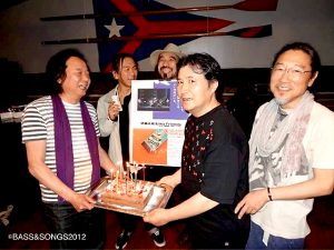 そういえば今日は青山純の誕生日。おめでとう！(2012年横浜YCCでのReraxin' at IWAKI ALIOSのリリースライブの一コマ)